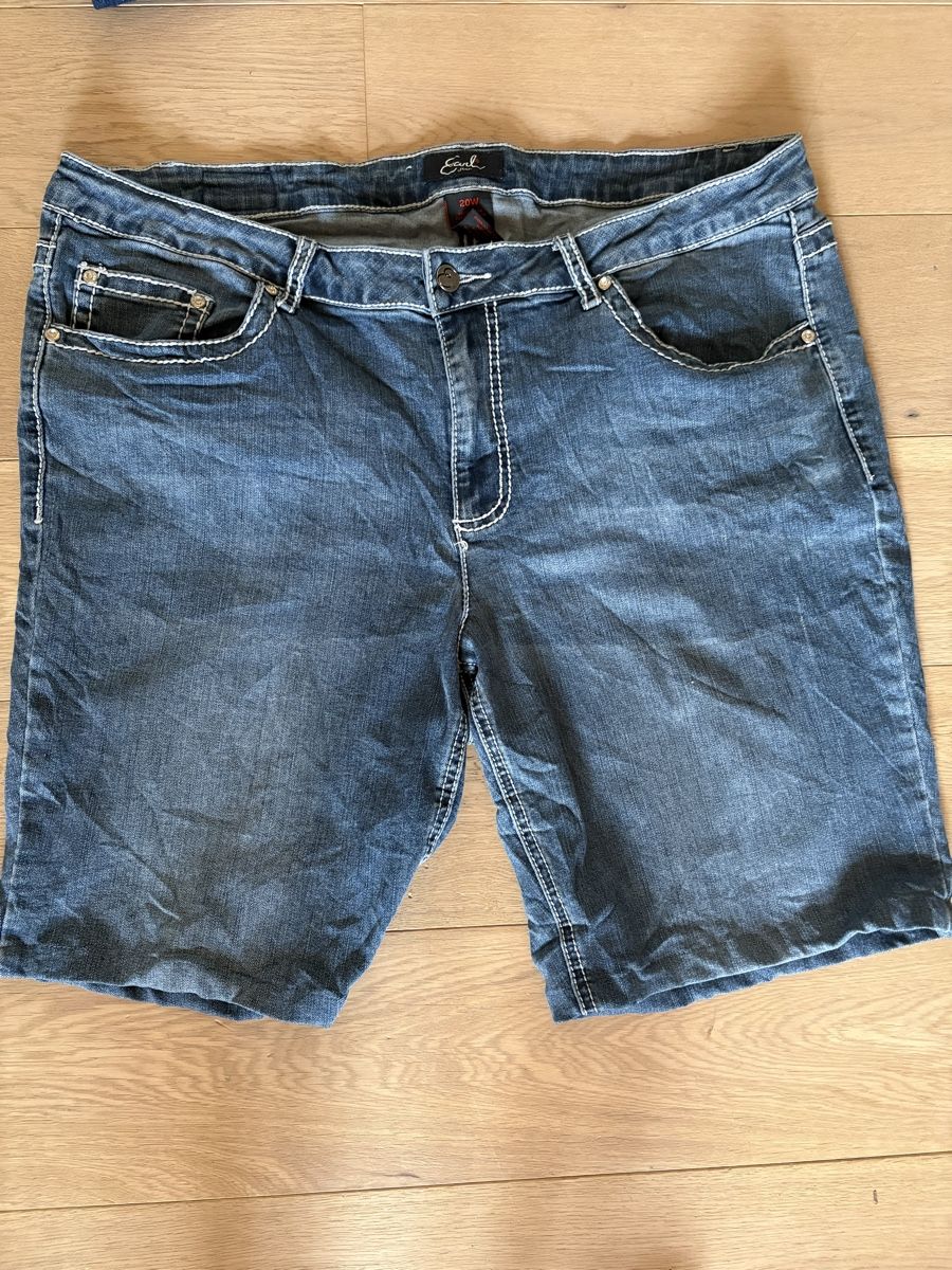 Jeans: Y2K Jeans-Shorts – Usato da Riehen venduto da vintage_basel 1