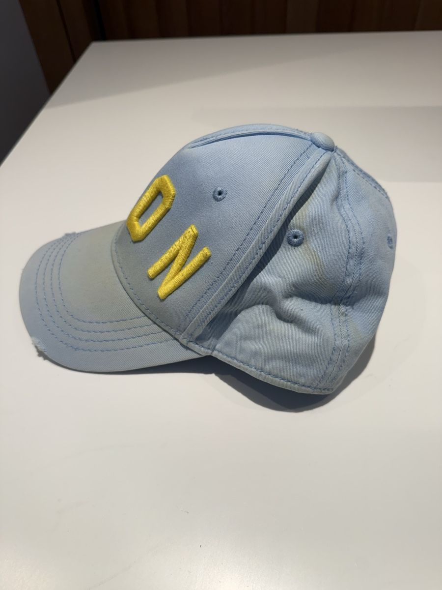 Dsquared2 Copricapi, berretti & cappellini: Dsquared2 ICON Cap Light Blue Good Condition – Usato da Aeugst am Albis venduto da mrc.96 1