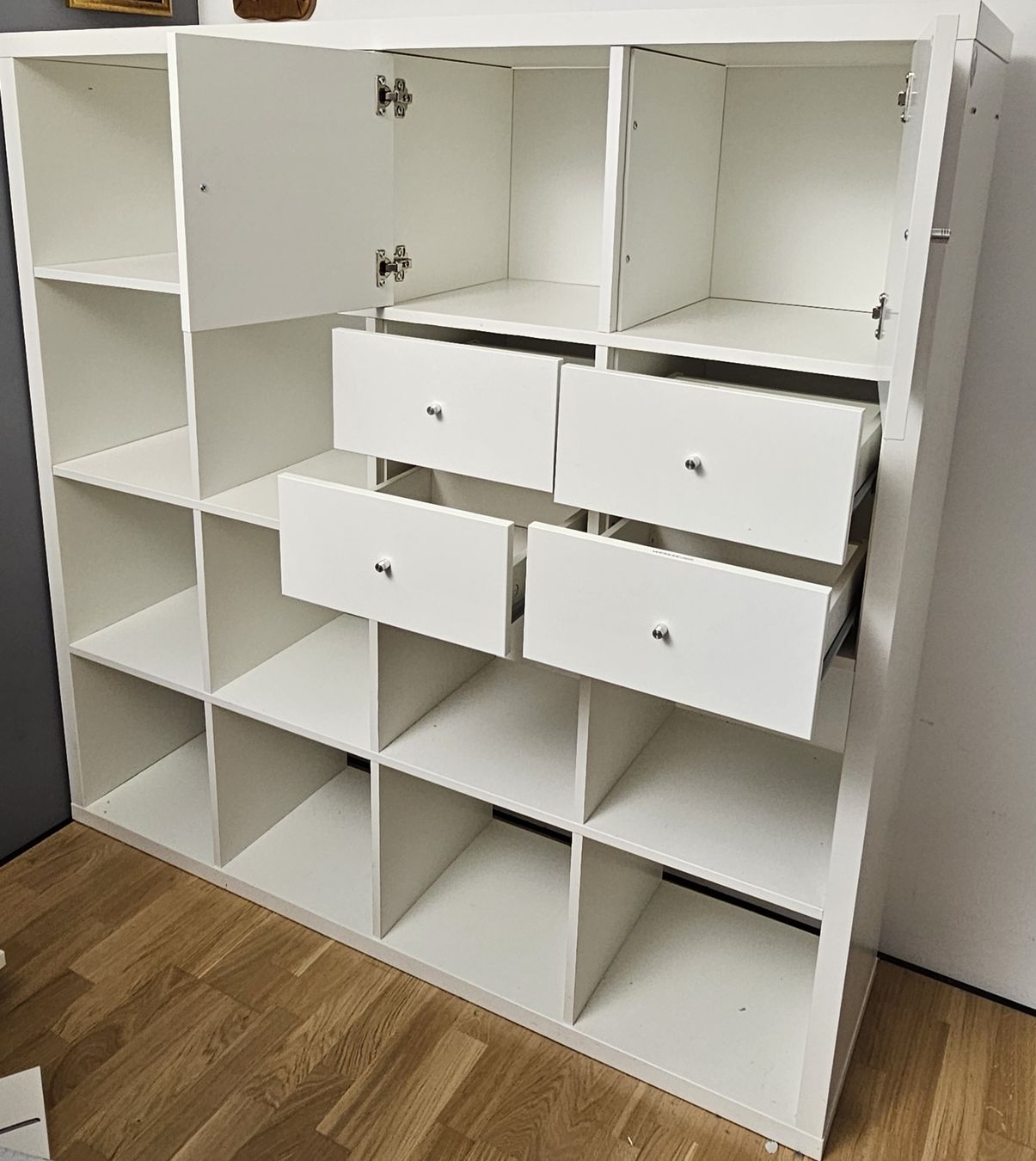 Ikea Étagères: Ikea Kalax 4 x 4 – D'occasion à Adligenswil par nik224