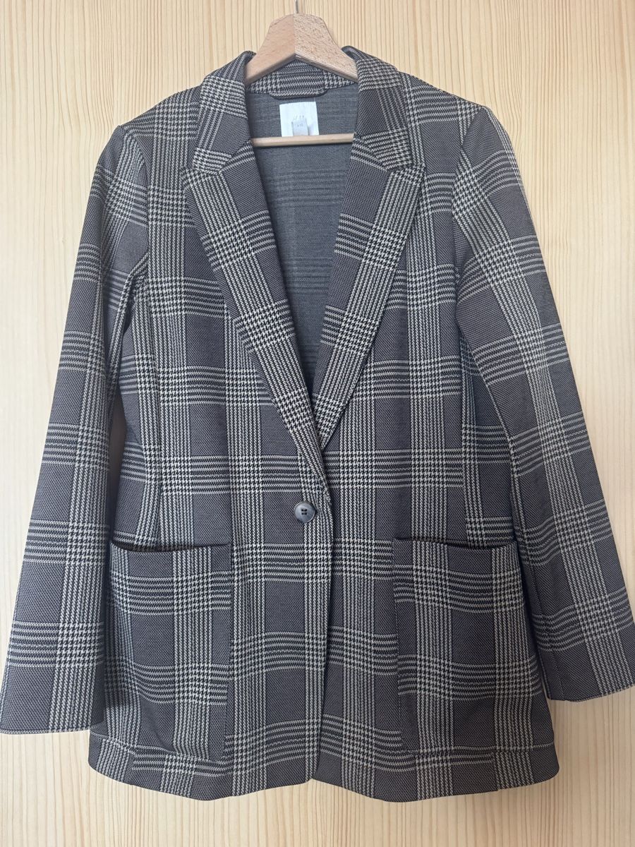 H&M Giacche: Blazer mit Karomuster, Grösse 38 – Usato da Gadmen venduto da Pinguin89_90