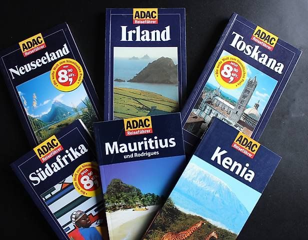 Libri: ADAC Reiseführer 7 Stück – Usato da Hermetschwil-Staff venduto da Starbliggi