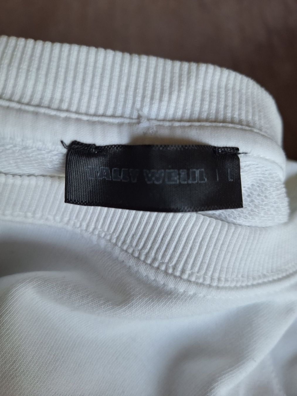 Maglioni & Felpe: Weisser Pulli mit Blumenaufdruck, Grösse L – Usato da Aesch BL venduto da sar_j59l 2