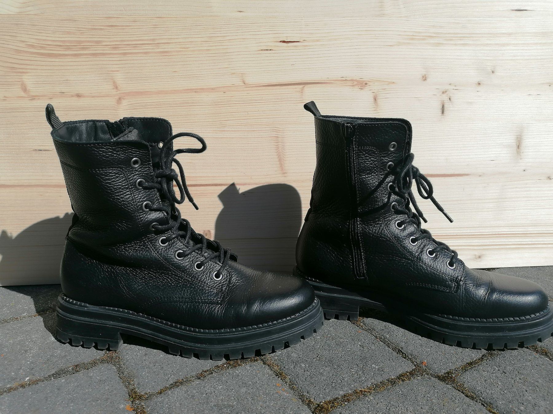 Dosenbach Scarpe da donna: Bottes noires en cuir – Usato da Verbier venduto da rit_bg9f 3