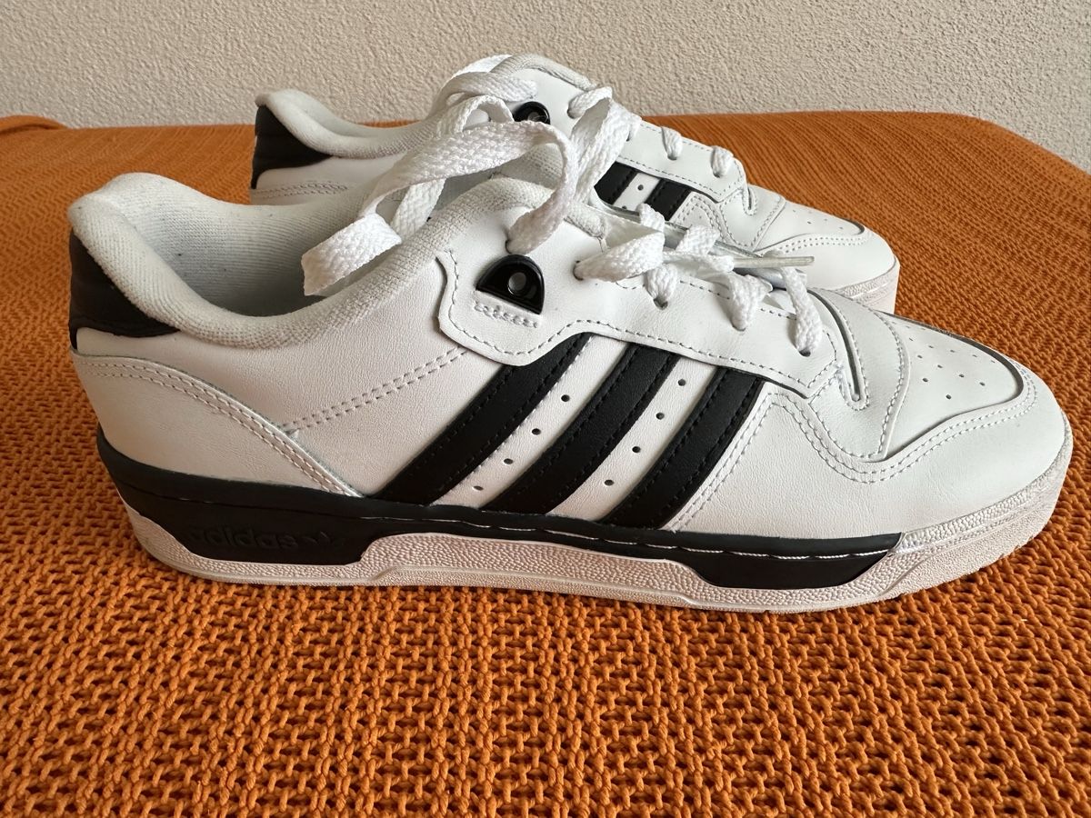 Adidas Chaussures hommes: Adidas Schuhe – Neuf (Voir description) à Gundetswil par petriheilremimartin 5