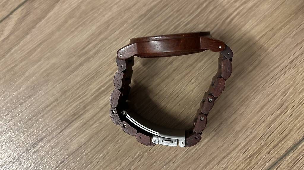 Orologi: Holzkern Uhr – Usato da Bennau venduto da kruemelmonstah 2