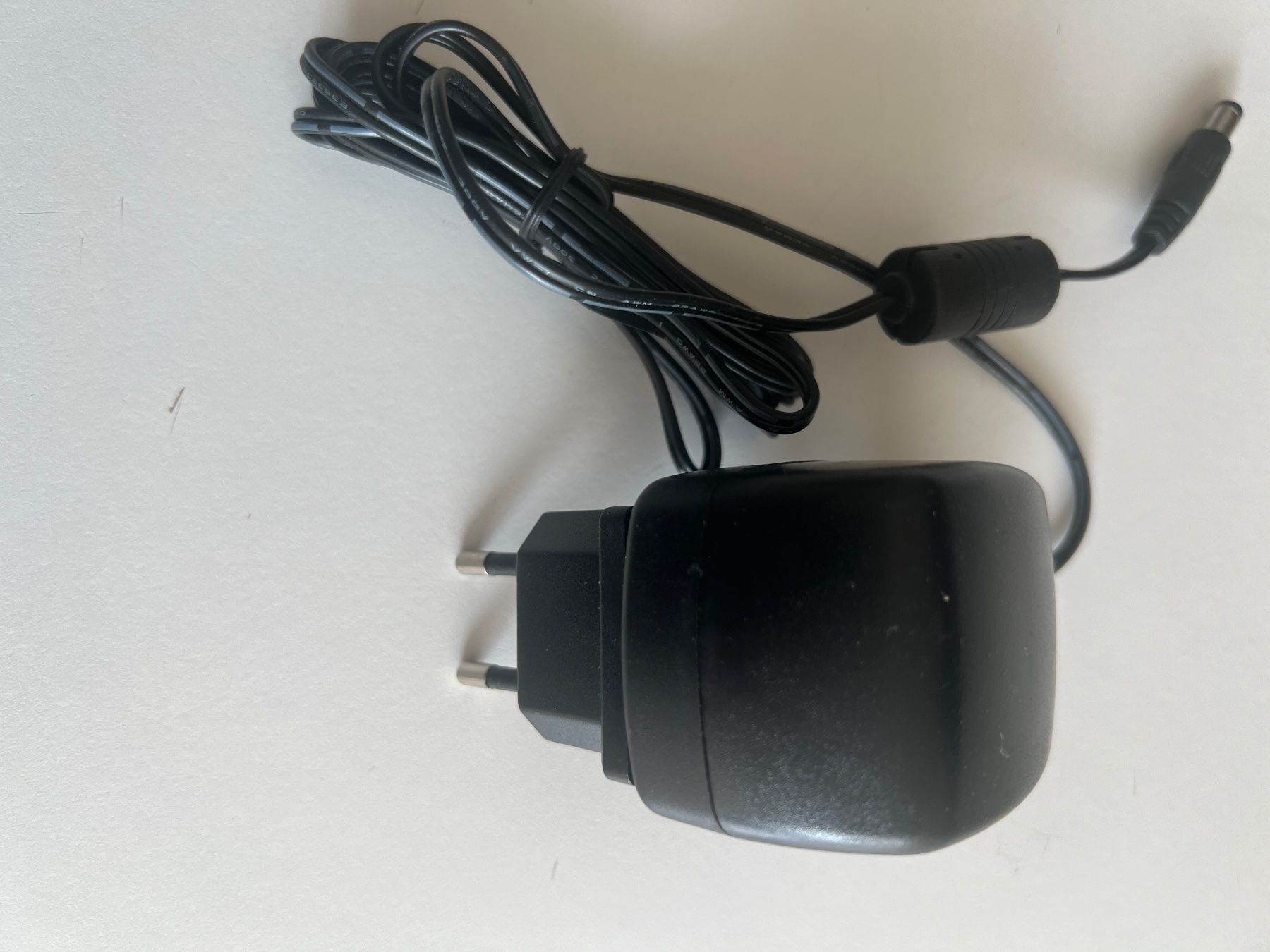 Unità & Adattatore: 5 Stk. Stecker Netzteil 12V , 1,25A – Nuovo (secondo la descrizione) da Oberrohrdorf venduto da 6473peter