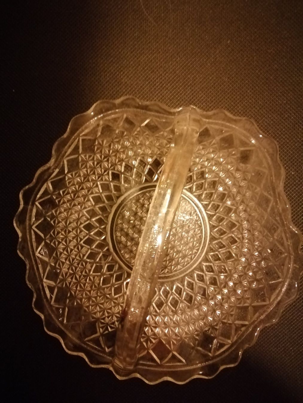 Schalen: Glasschale mit Henkel, antik – Gebraucht aus Ostermundigen von Dinge1 4