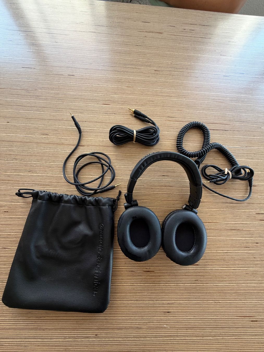 Audio Technica Cuffie: Studiokopfhörer audio-technica ATH-M50x black – Usato da Liebefeld venduto da Tinutinu77 1