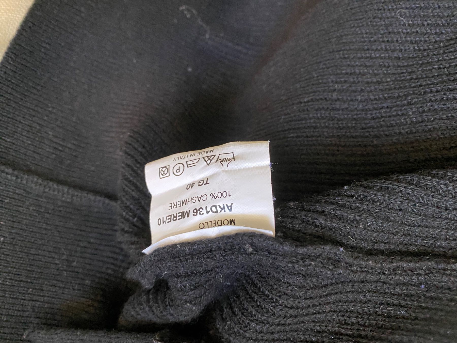 Pullover & Sweatshirts: tolle Cashmere-Jacke, IT40 DE36 – Gebraucht aus Spiegel b. Bern von corn2009 3
