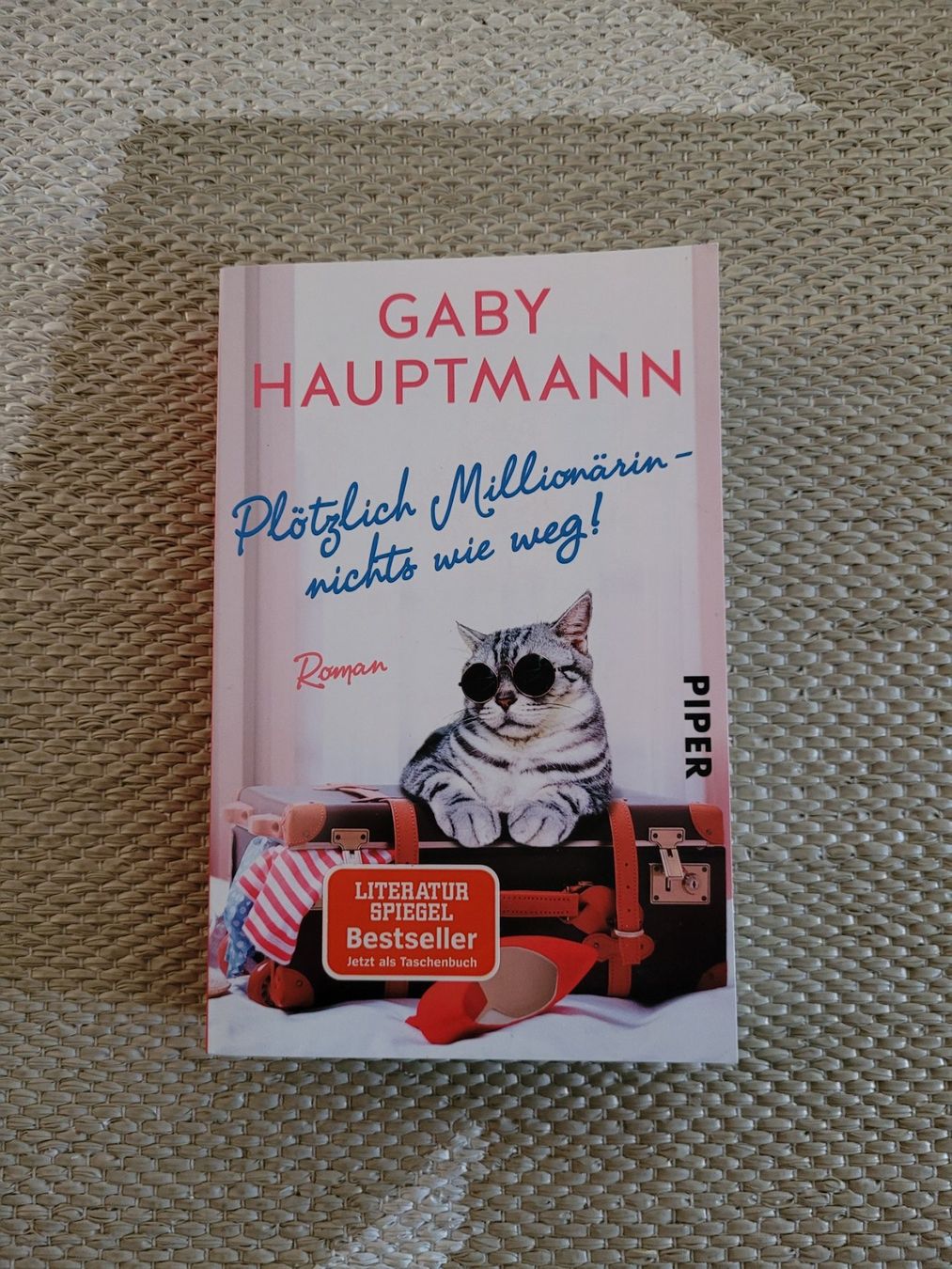 Libri: Plötzlich Millionärin – Usato da Perlen venduto da Safari_23