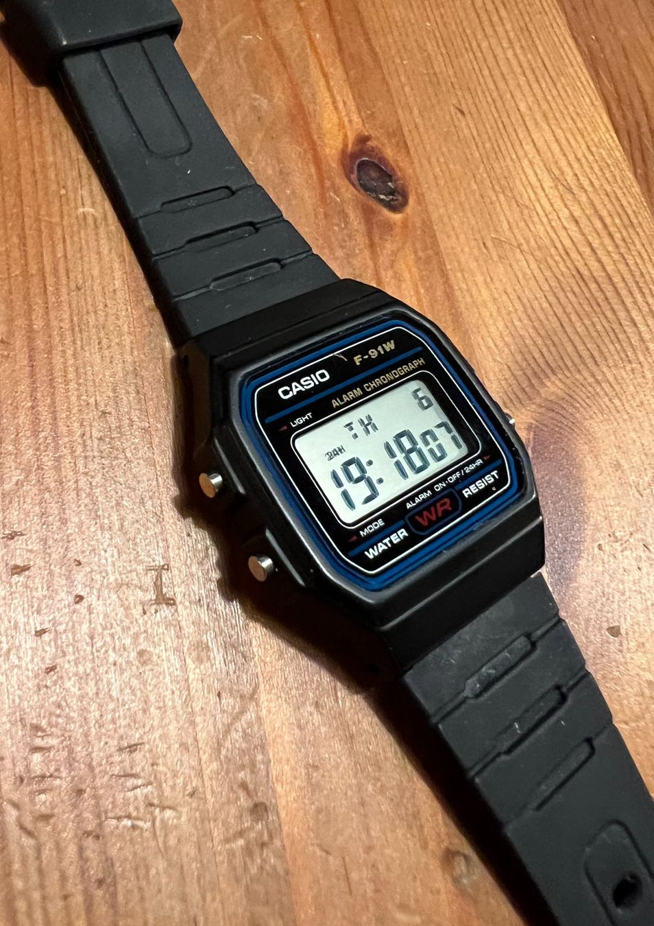 Casio Orologi: Drei Casio Uhren – Usato da Uster venduto da Stoessda 3