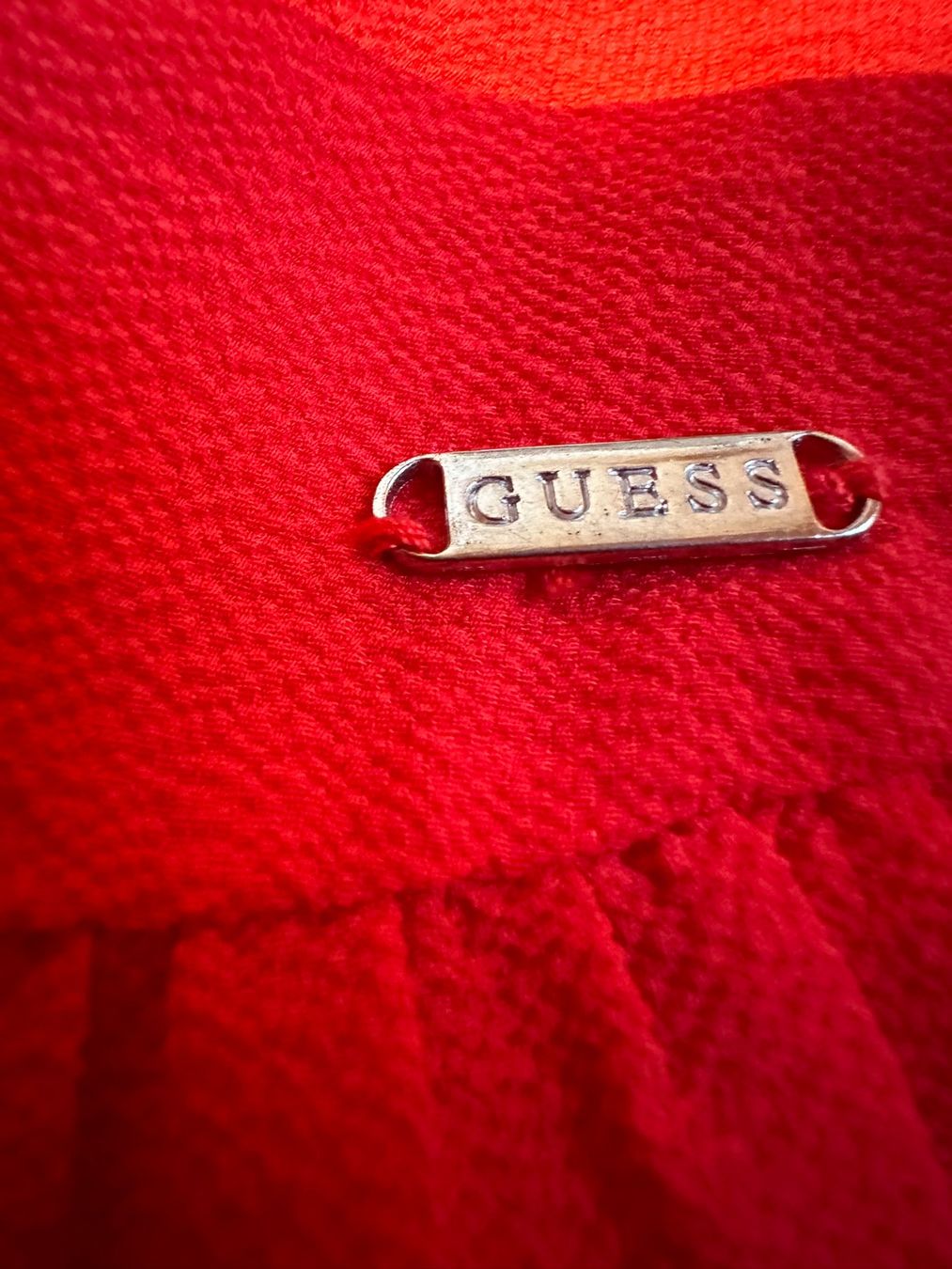 Guess Top: Top rouge Guess – Nuovo e nell'imballaggio originale da Bernex venduto da euma1976 2