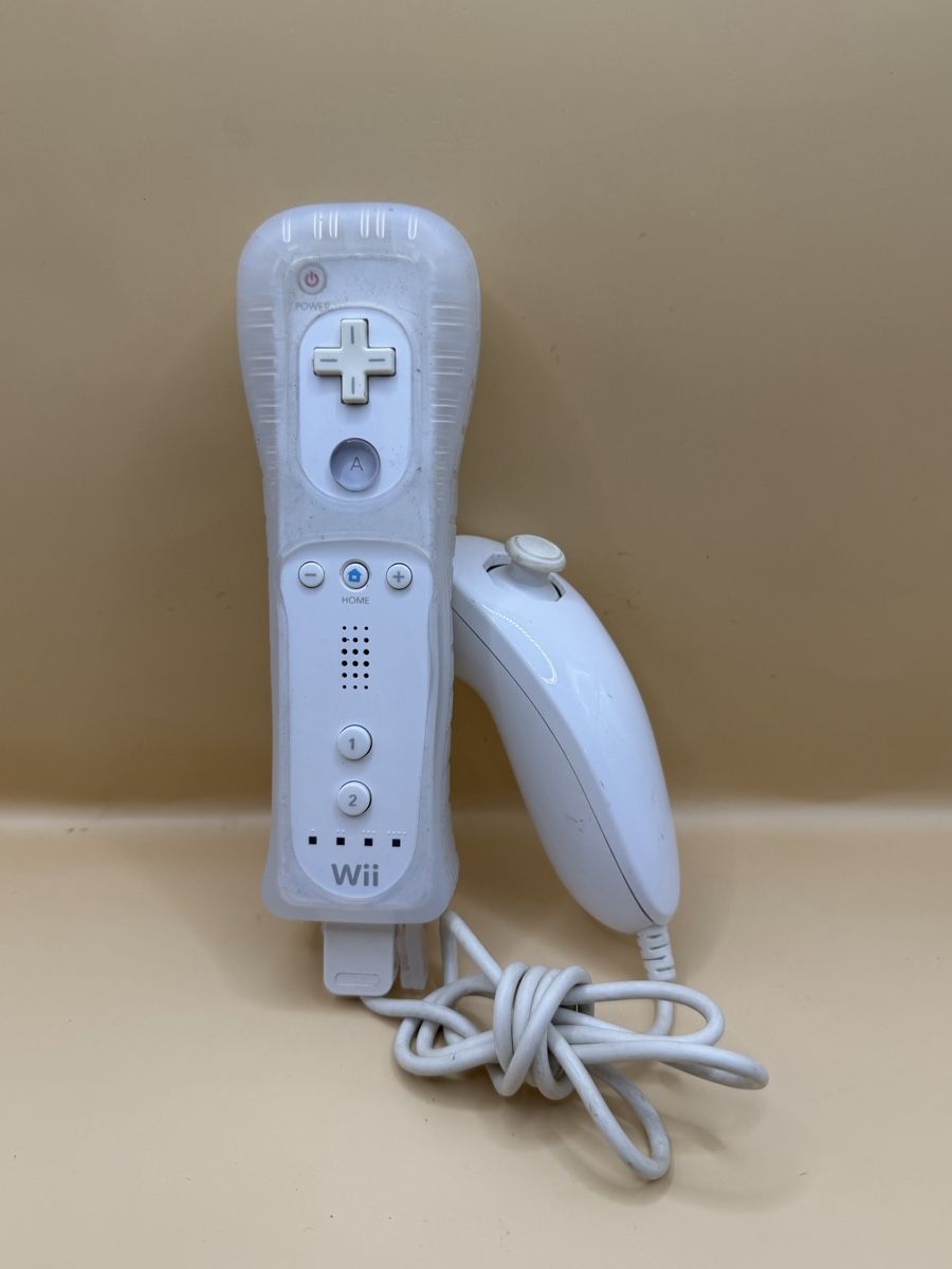 Nintendo Controller: Manette Nintendo Wii + Nunchuk – Gebraucht aus Genève von sho_67qj