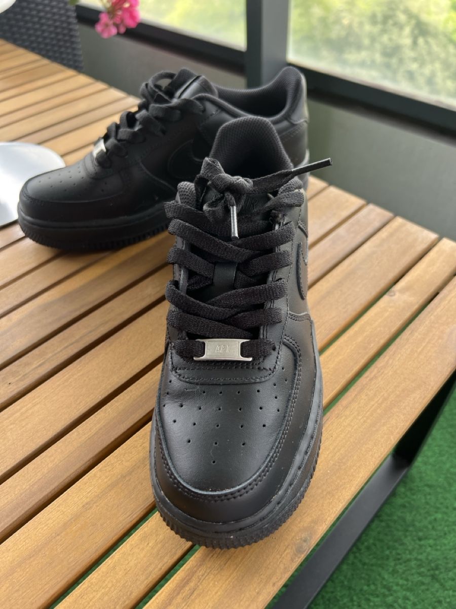 Nike Scarpe da uomo: Air force one noire taille: 37.5 – Nuovo (secondo la descrizione) da chene-bougeries venduto da Rema.h 2