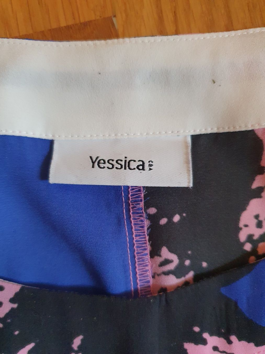 Kleider: damenbluse yessica 56/58 – Gebraucht aus Zürich von loosebone 2