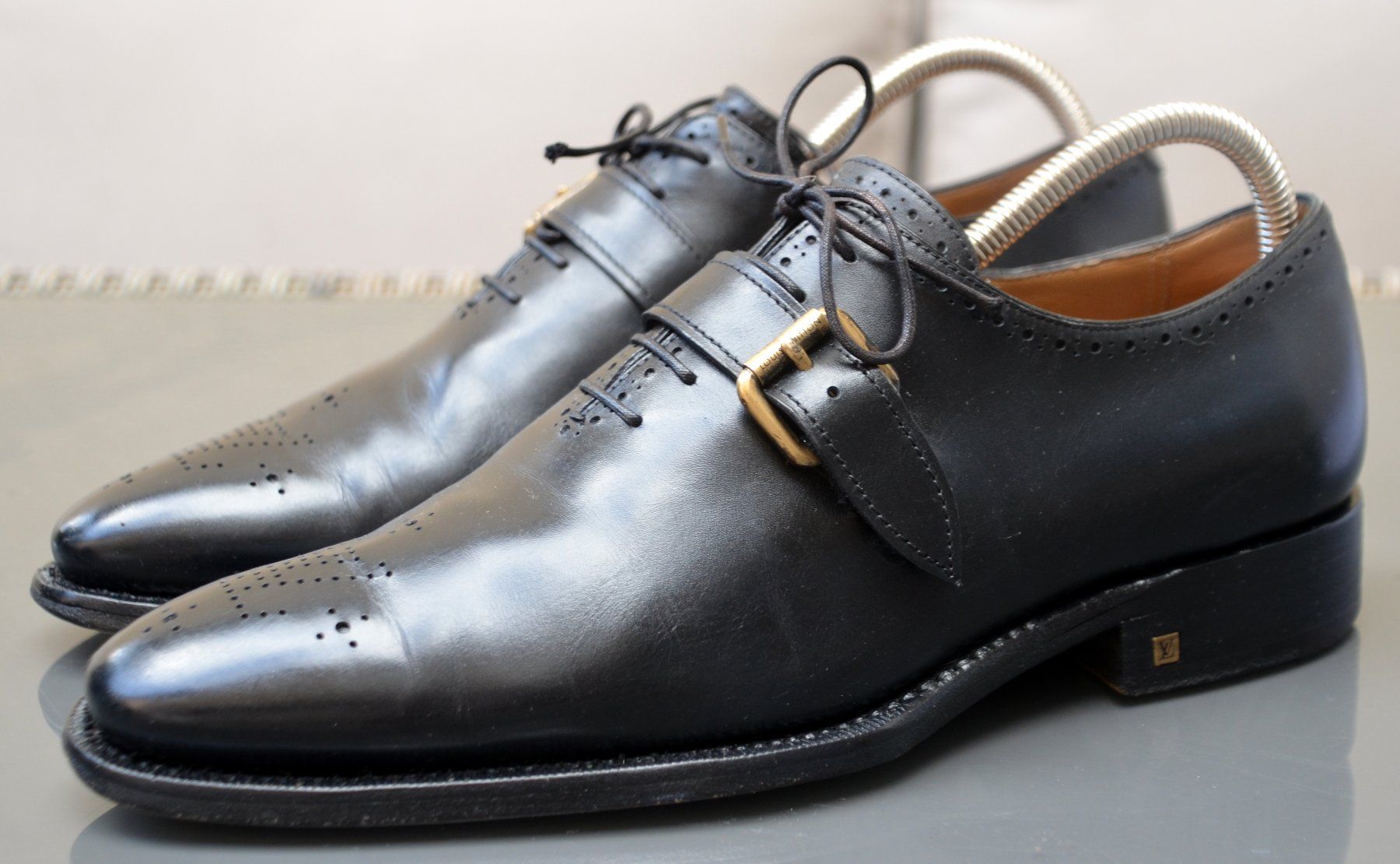 Louis Vuitton Scarpe da uomo: Louis Vuitton Schuhe / chaussures 40,5  / 6.5 – Usato da Collonges venduto da Auganien 4