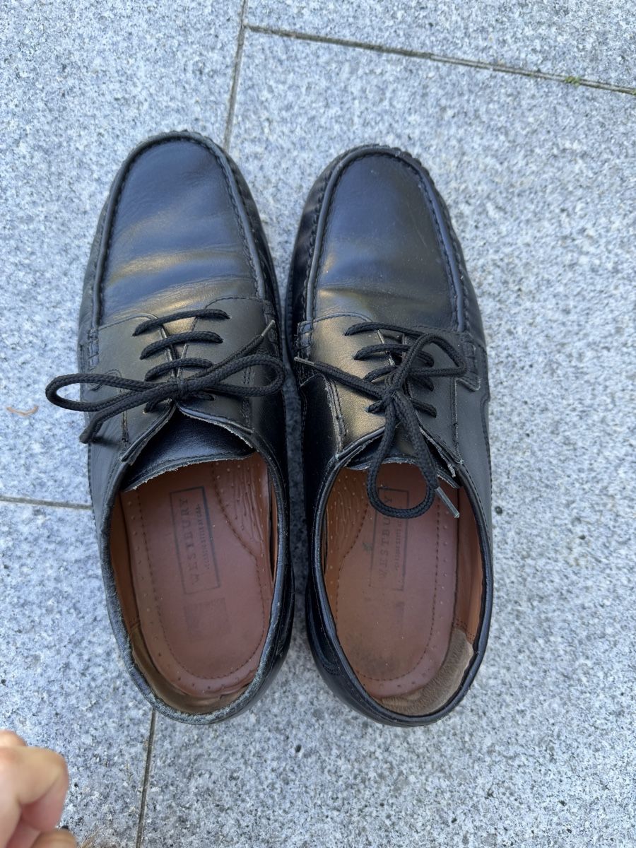 Herrenschuhe: Klassische Schnürschuhe Gr. 44  – Gebraucht aus Kriens von sch_v6nl 2