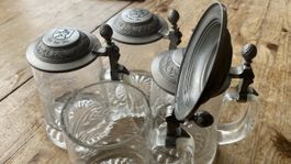 4 wunderschöne Bierkrüge mit Deckel