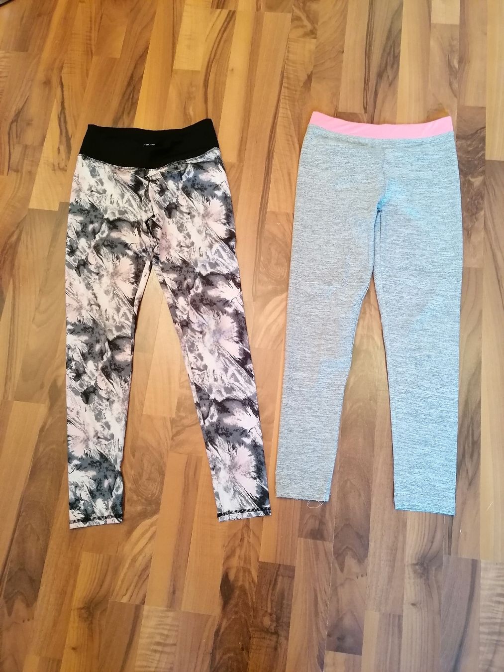 Lotti & Set di vestiti: Mädchen Sport Kleiderpaket, Gr. 146/152 – Usato da Wahlen b. Laufen venduto da Aweiss 8