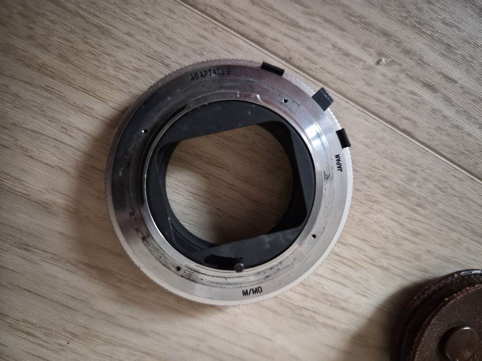 Objectifs: Objectifs Zeiss Tessar Sonnar et accessoires – D'occasion à La Joux FR par car_ck96 9