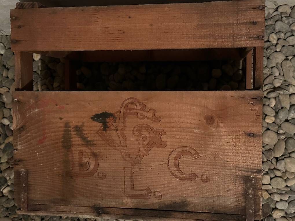 Autres: Weinkiste – D'occasion à Binningen par C0llin 1