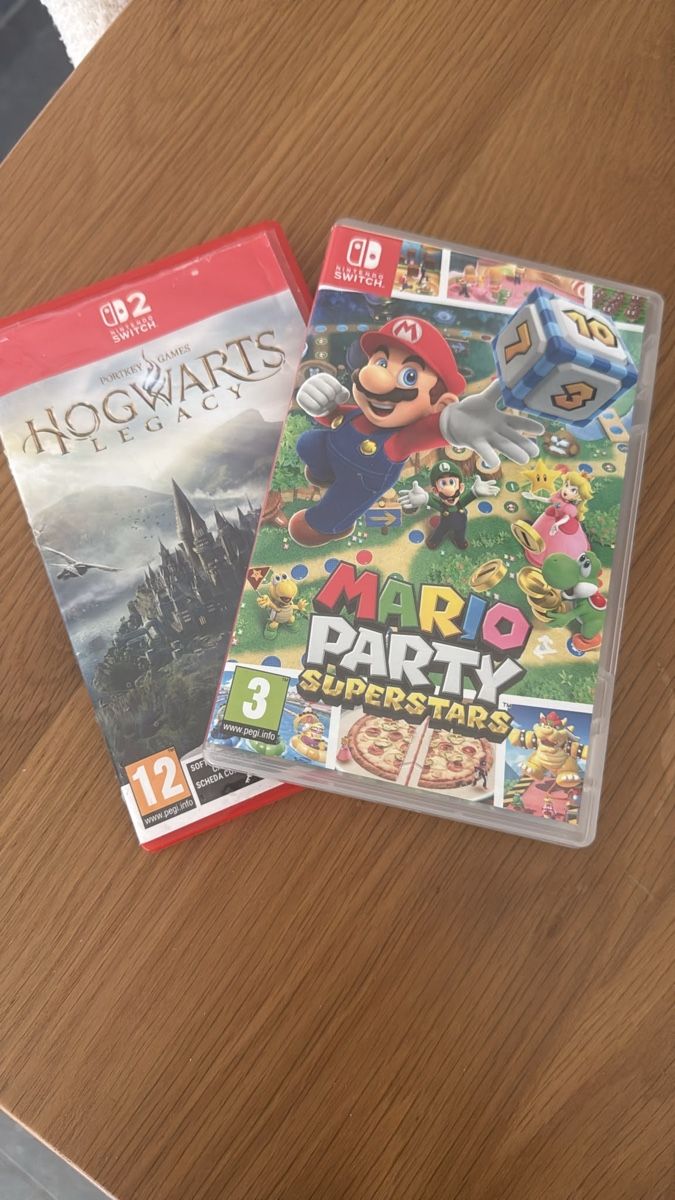 Nintendo Consoles: Nintendo Switch 2 mit Zwei Spiele – D'occasion à Diegten par enr_2hmp 3