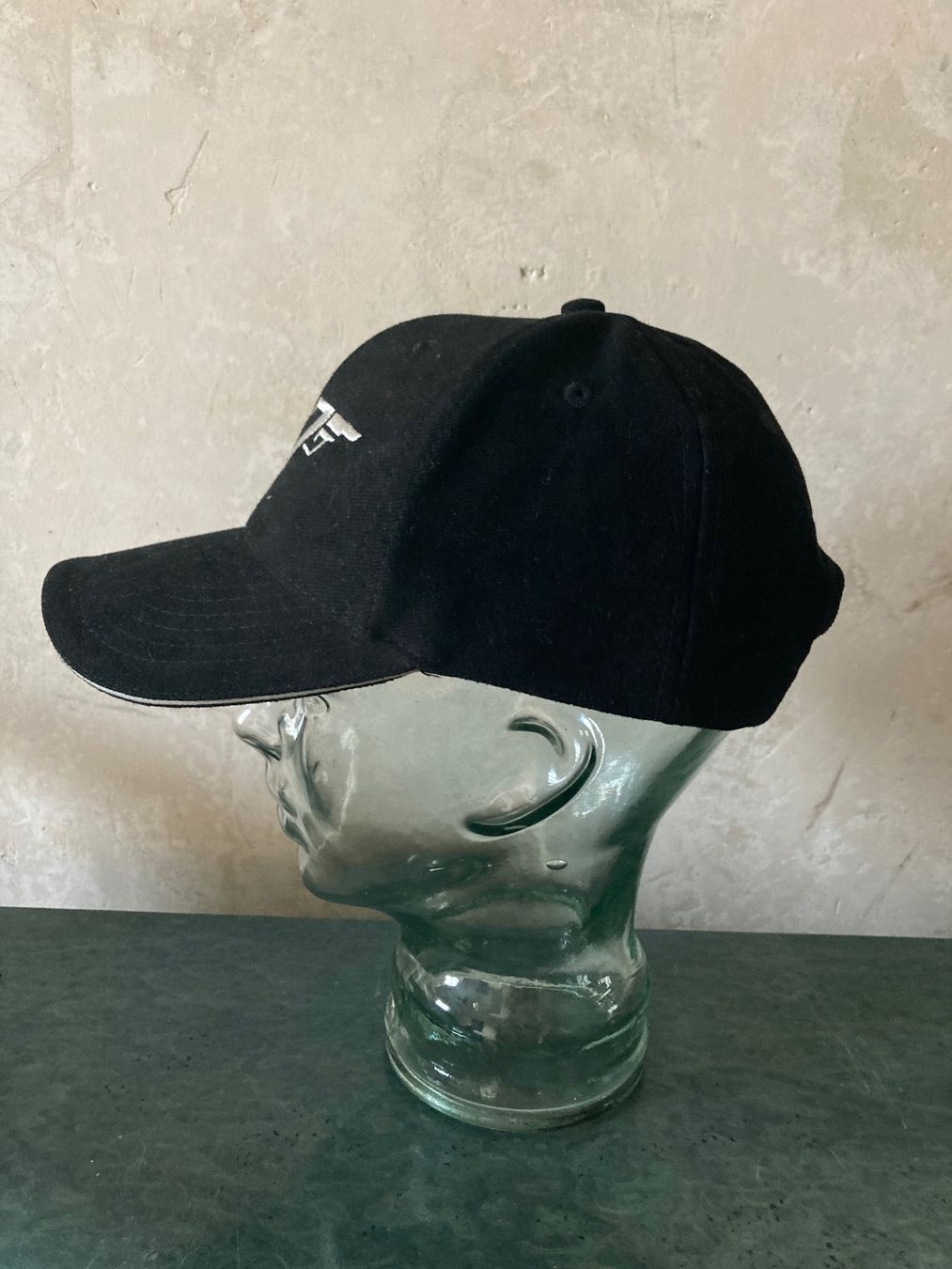 Copricapi, berretti & cappellini: Vintage Y2K Promo 6-Panel Cap James Bond 007 – Usato da Zürich venduto da le_souk 1
