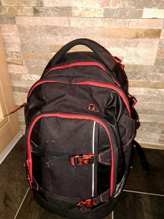 satch schulrucksack rot schwarz