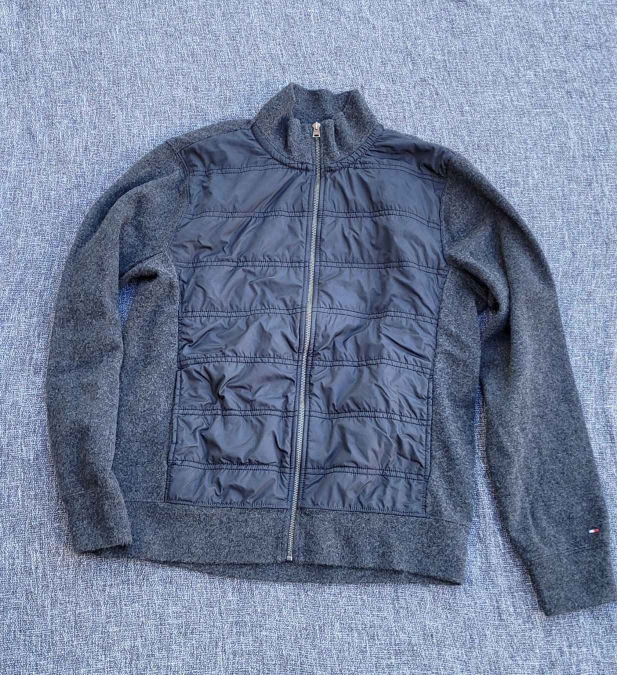 Tommy Hilfiger Kleiderpakete: Tommy Hilfiger Jeans + Jacke Gr. L Herr – Gebraucht aus Füllinsdorf von Sunnebliemli7 1