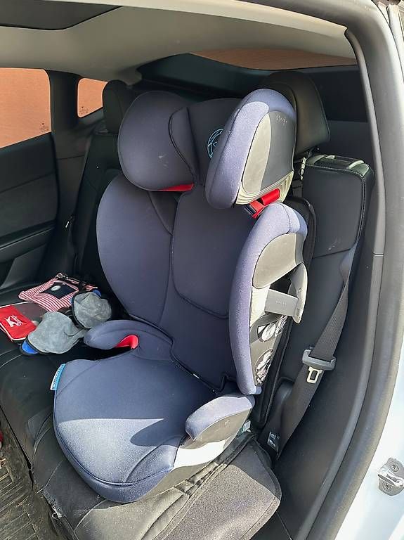 Cybex Auto-Kindersitze: Cybex Solution S-Fix Kindersitz (1536 kg)  ISOFIX – Gebraucht aus Zürich von cocoapriest