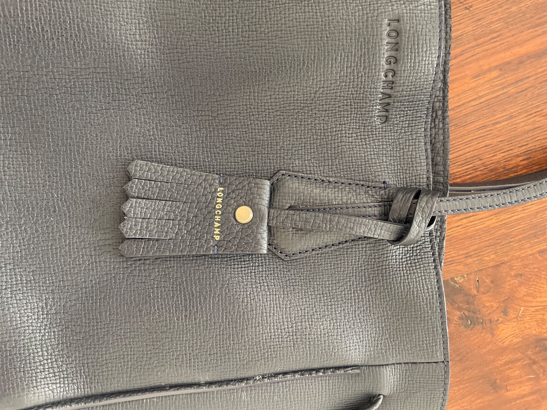 Longchamp Borse da donna: Longchamp penelope cuir bleu marine – Usato da Genève venduto da hg2_yyz7 4