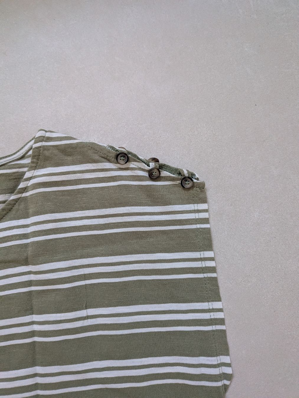 Esprit T-shirt: Esprit Shirt Grösse S, neuwertig – Usato da Eschenbach SG venduto da SanFranciscoCalifornia 2