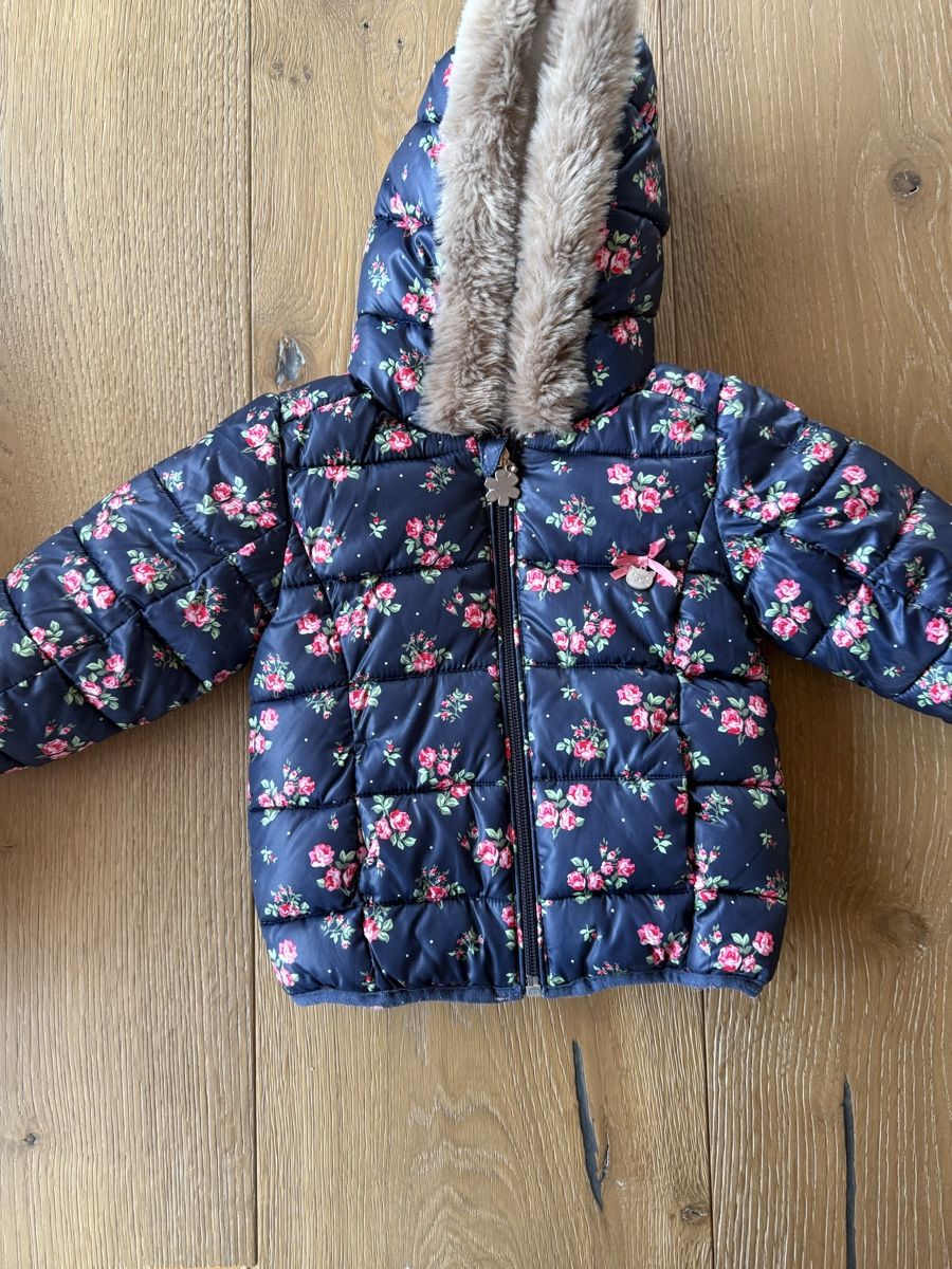 Giacche & Cappotti: Blumige Winterjacke Kanz, Grösse 68 – Usato da Pragg-Jenaz venduto da gobrist