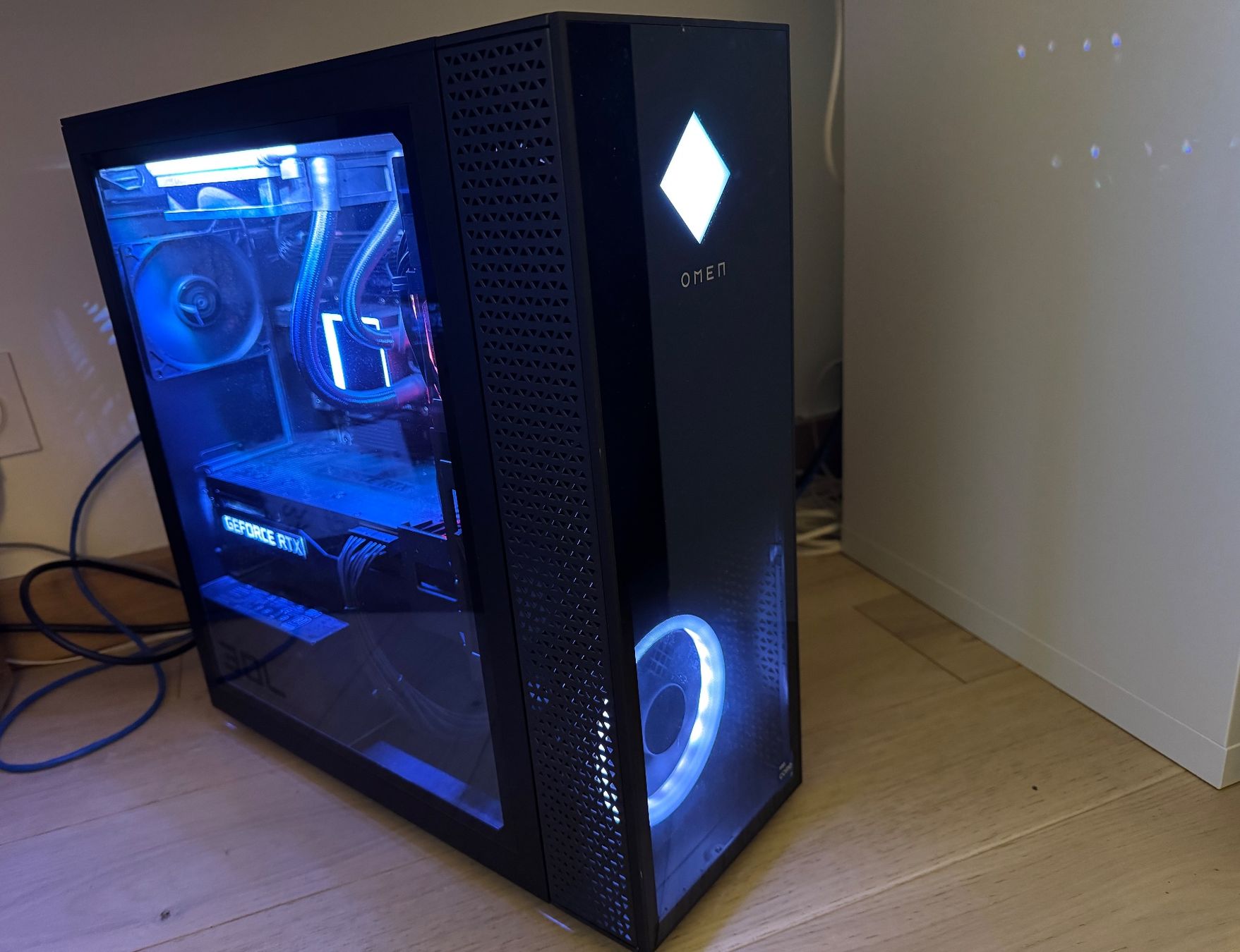 Hewlett Packard Custodie: HP OMEN GT13 - PC Gamer Haute Performance – Usato da Geneve venduto da iBest 2