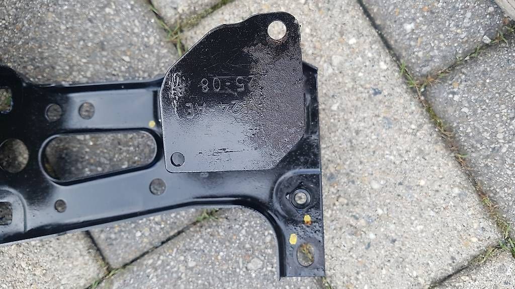 Tutti pezzi di ricambio auto: Supporto paraurti per MINI One R56 2007-2013 – Usato da Contra venduto da urs.betschart 4