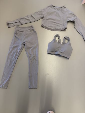 Gymshark Set Leggings BH Crop Top Gr. XS