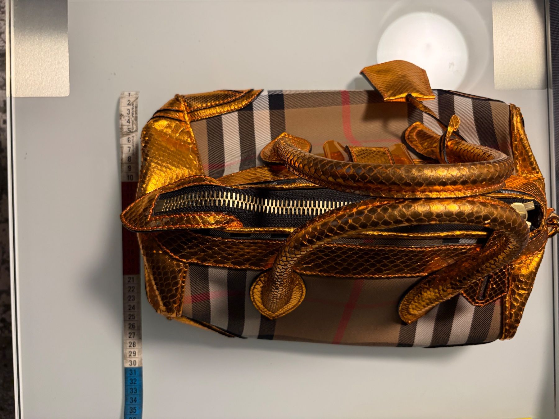 Burberry Sacs femmes: Burberry Tasche – D'occasion à Oberlunkhofen par yaric01 1