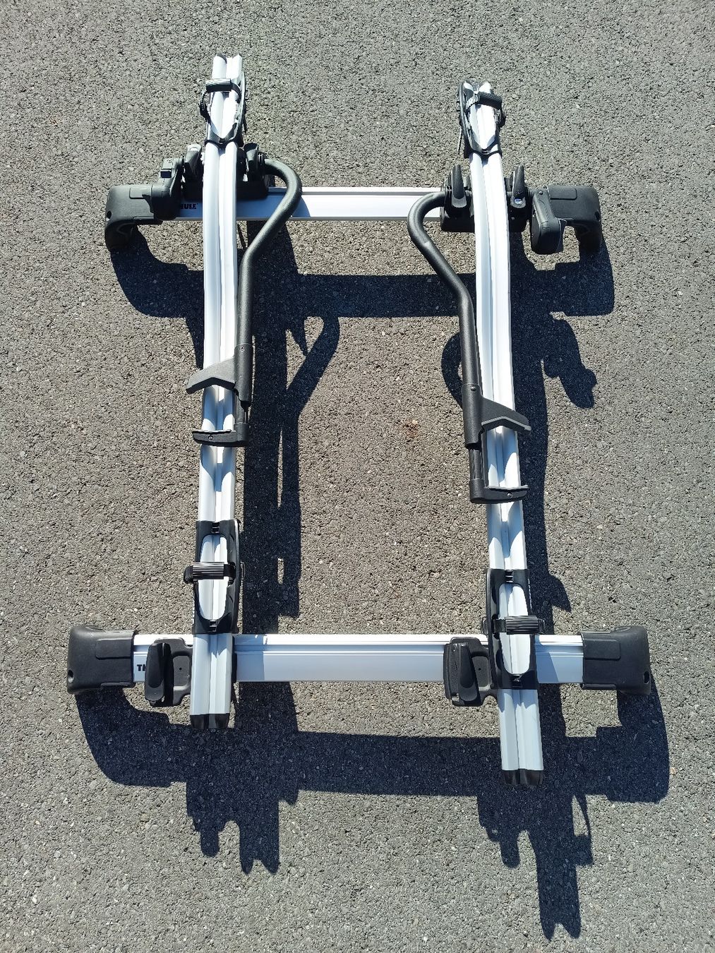 Thule Barres de toit: Thule Dachträger + 2 Thule Veloträger – D'occasion à Kriens par San74 1