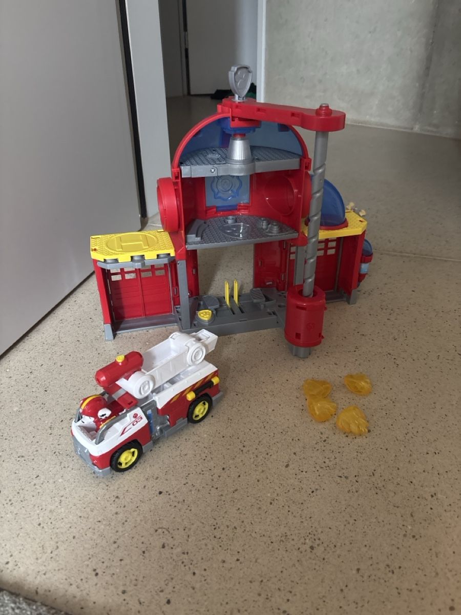 Giocattoli: Paw Patrol Feuerstation – Usato da Biel/Bienne venduto da Mel.lila 1