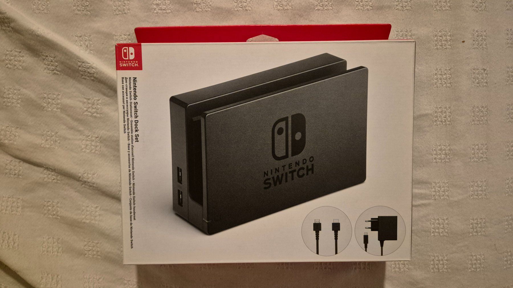 Docking station: Nintendo Switch Dockingstation, originalverpackt, neu – Neuf avec emballage d'origine à Frick par Miranmao