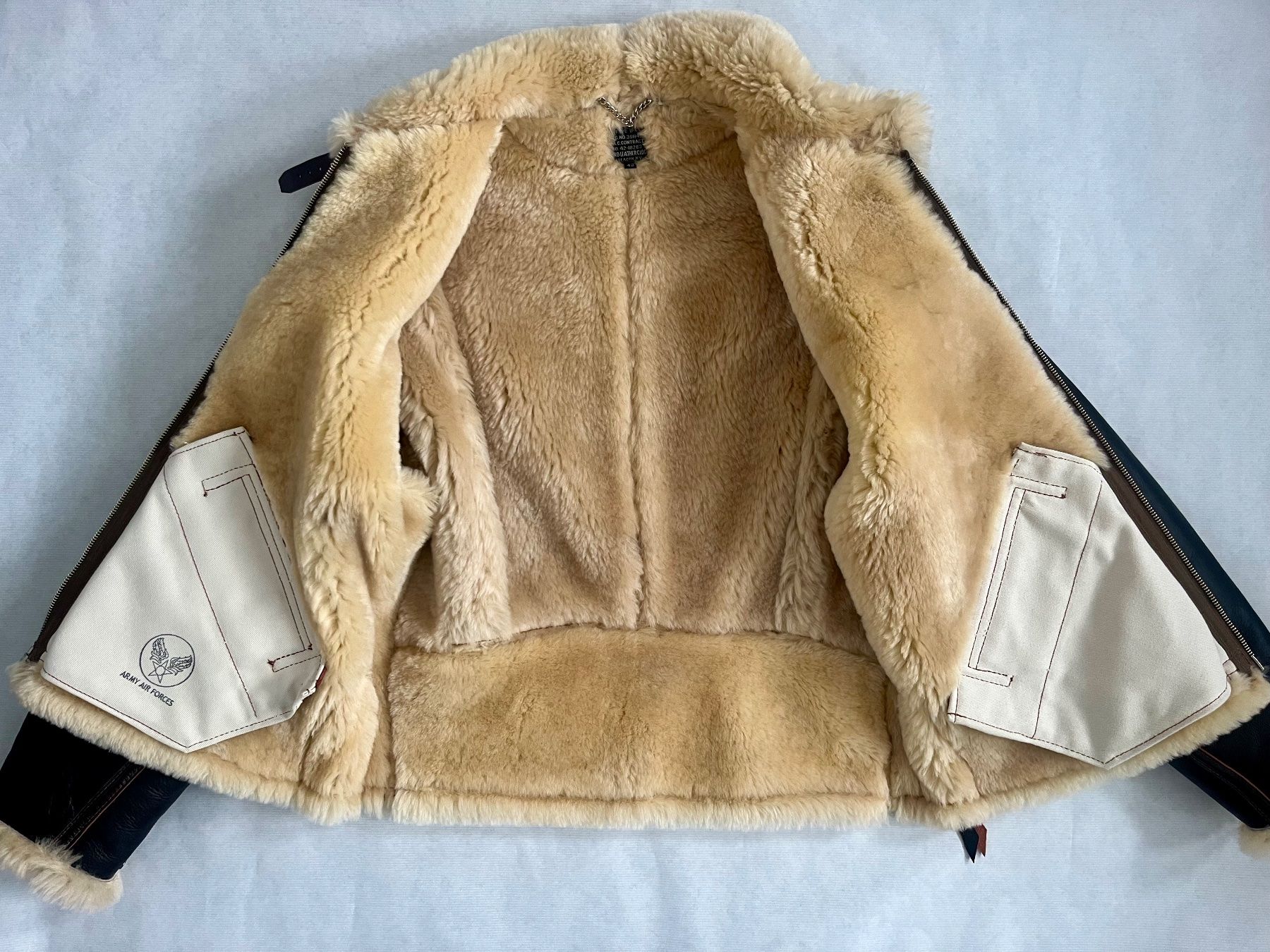 Aero Leathers Clothing Giacche: Aero Leathers B-6 USAAF Shearling Bomber Leather Jacket – Nuovo (secondo la descrizione) da Neuhausen venduto da Ann.Drea 3
