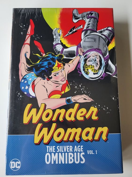 Wonder Woman Silver Age Omnibus (Neu und originalverpackt) in Basel für ...