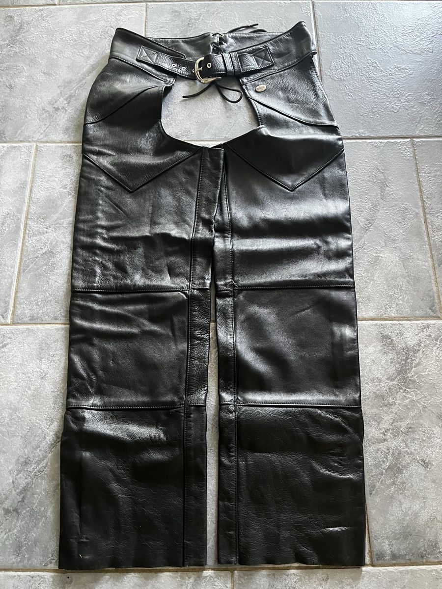 Harley-Davidson Hosen: Harley Davidson Leder Chaps Grösse L gebraucht – Gebraucht aus Seengen von Pani09