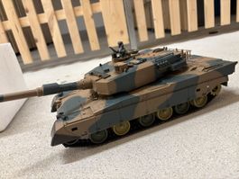 Spielzeugpanzer Tank Japan Type 90