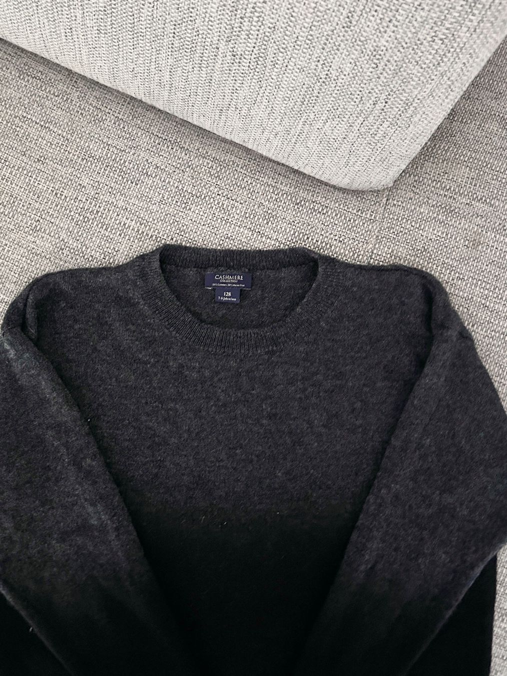 Pulls et sweat-shirts: Cashmere Collection Pullover - Gr. 128 – D'occasion à Illnau par Monkky 1