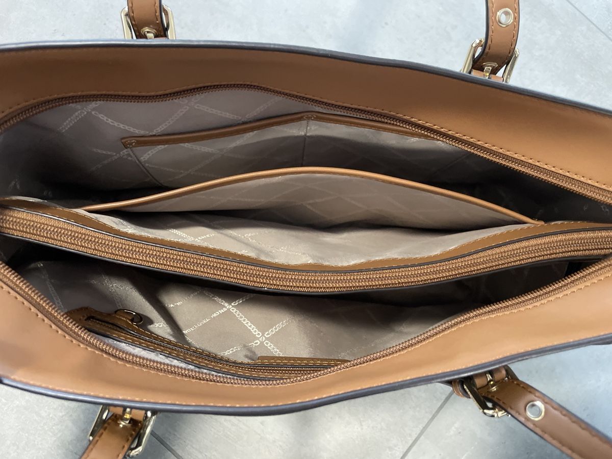 Michael Kors Borse da donna: Michael Kors Tasche neu – Nuovo e nell'imballaggio originale da Thalwil venduto da jan_h9wg 2