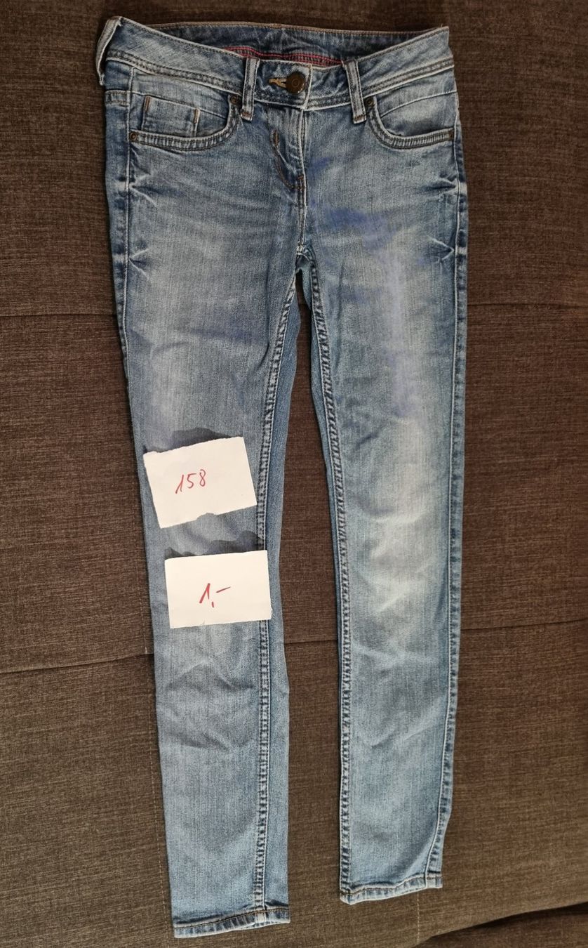 Pantaloni: Mädchenjeans, Gr. 158 – Usato da Oberrüti venduto da Nicki_Like