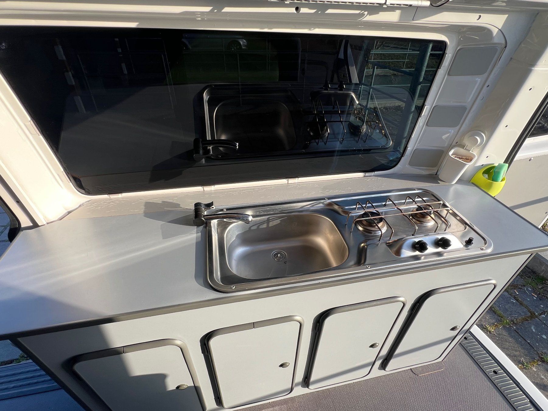 VW Veicoli da campeggio: Volkswagen T6 Camper - 4Motion – Usato da La Tour-de-Peilz venduto da pea_8w2t 3
