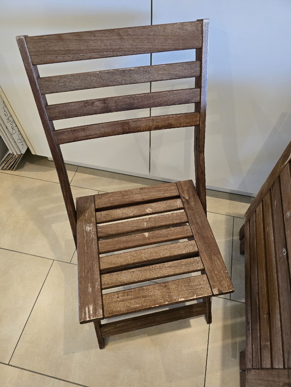 Tavoli: Ikea äpplarö Balkontisch mit Stühlen – Usato da Rickenbach b. Wil venduto da VeryLovelyThings 2