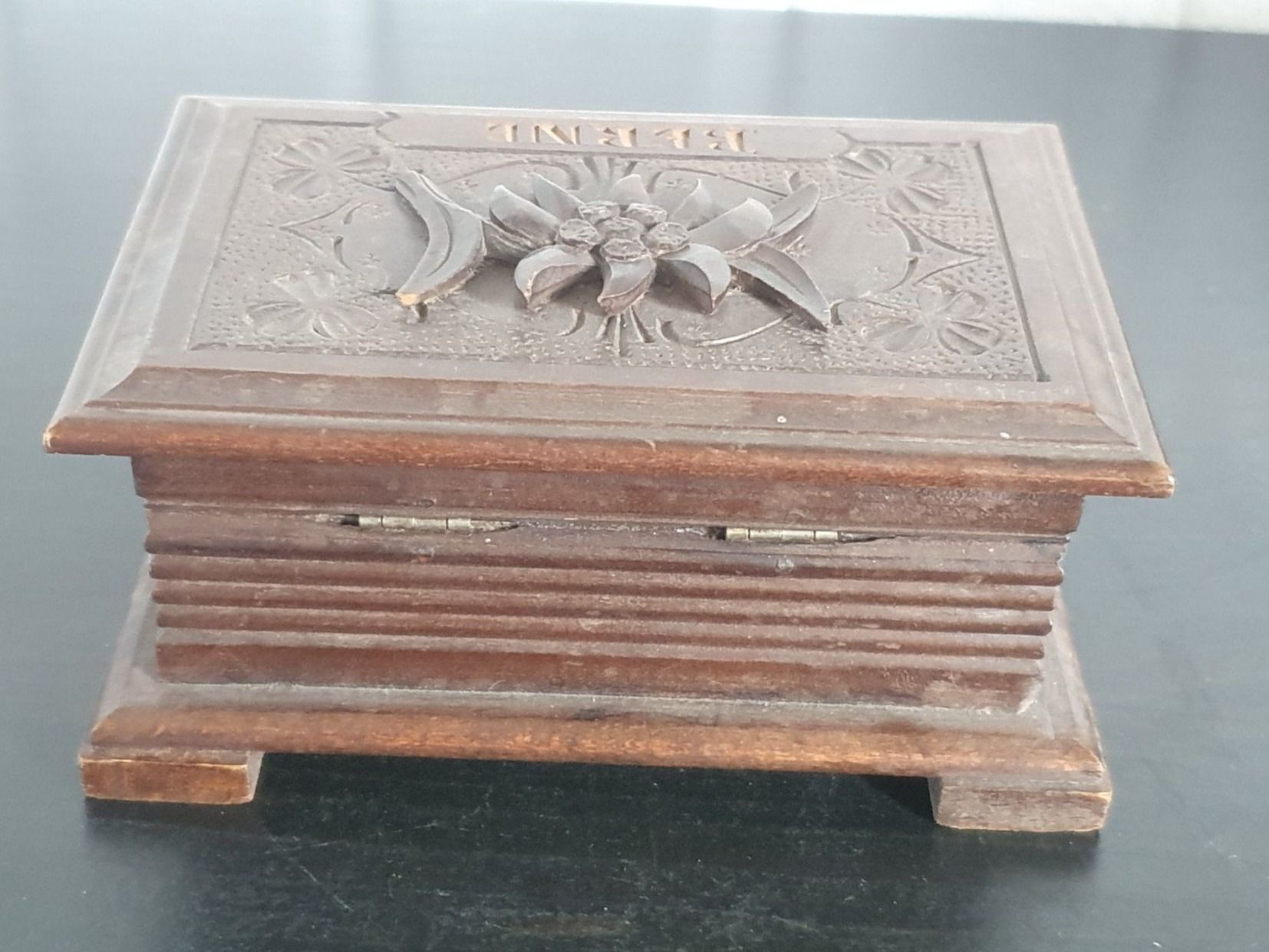 Cassapanche: Schatulle aus Holz mit Blumenornament – Usato da Langnau am Albis venduto da jer_pm72 3